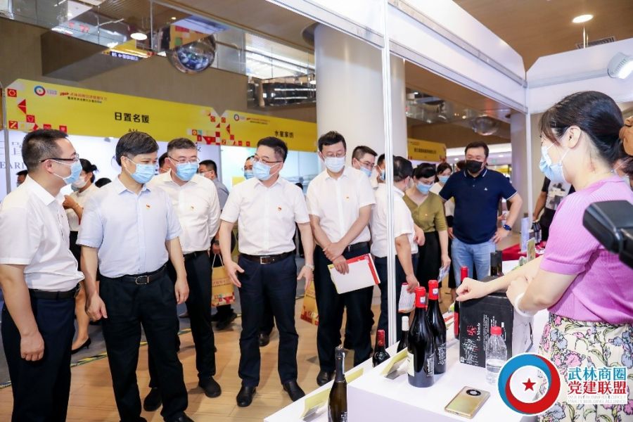 1658499839502389K7rN.jpg 3.jpg